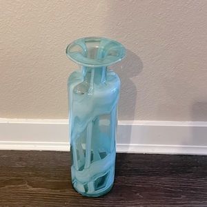 HQT marbled glass vase
